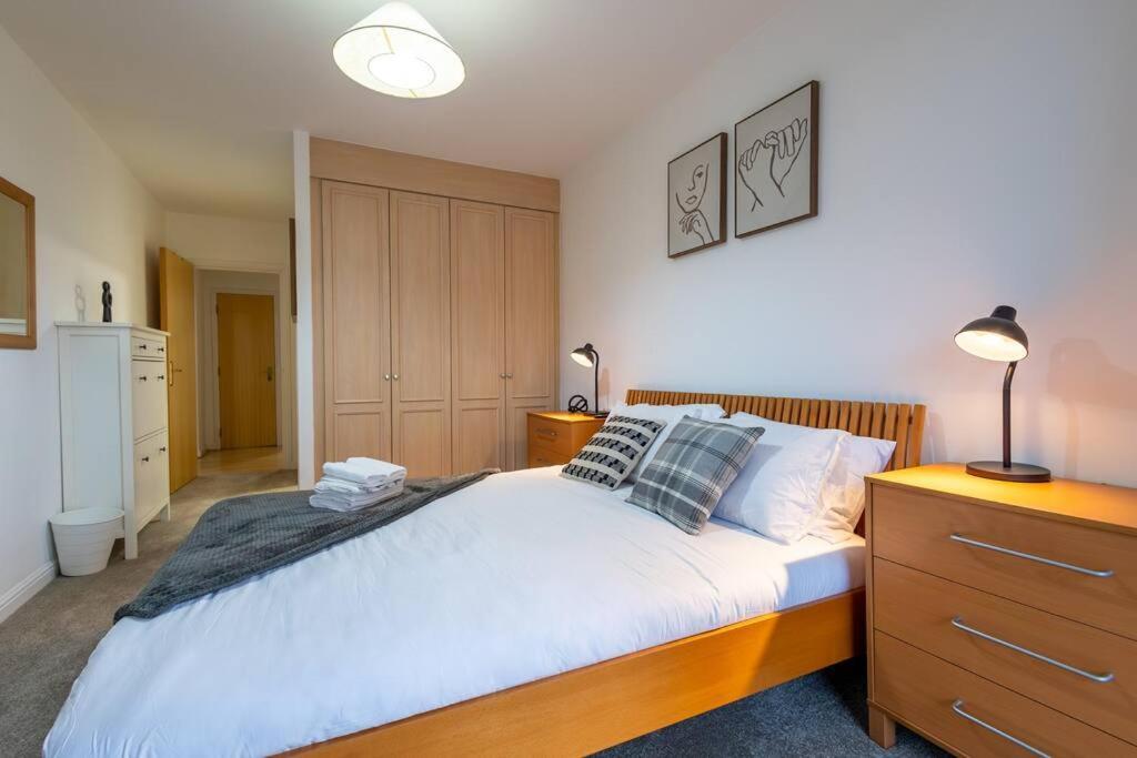 Morden London Apartment, By The Sea With Free Parking Exteriér fotografie