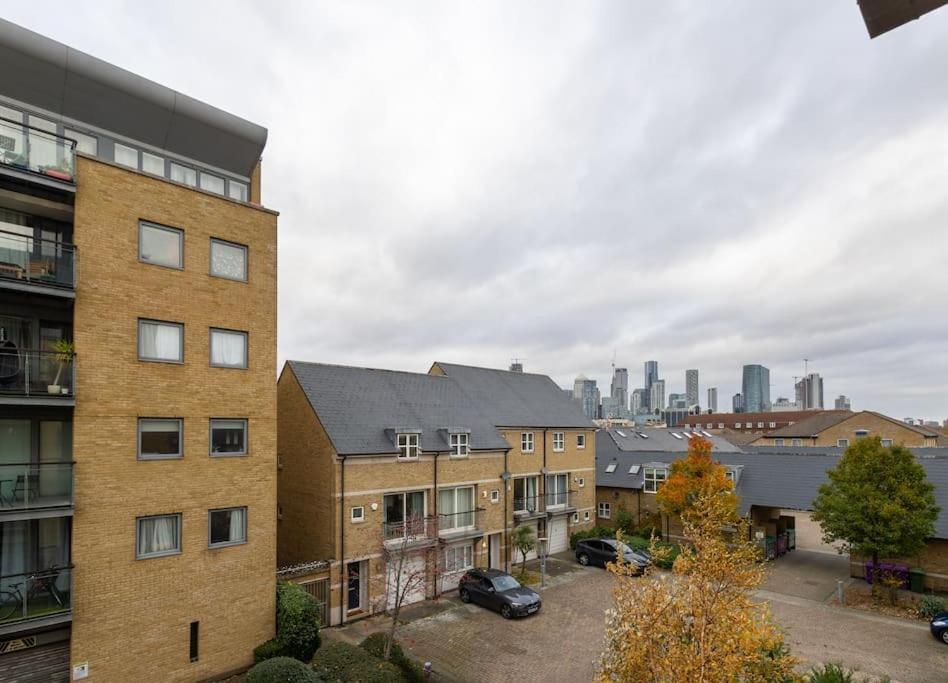Morden London Apartment, By The Sea With Free Parking Exteriér fotografie