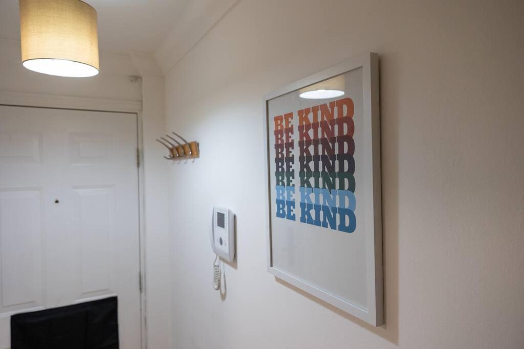 Morden London Apartment, By The Sea With Free Parking Exteriér fotografie